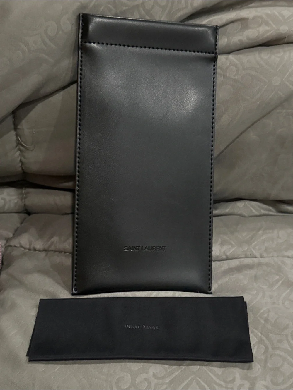 YSL Saint Laurent Glasses Sleeve
